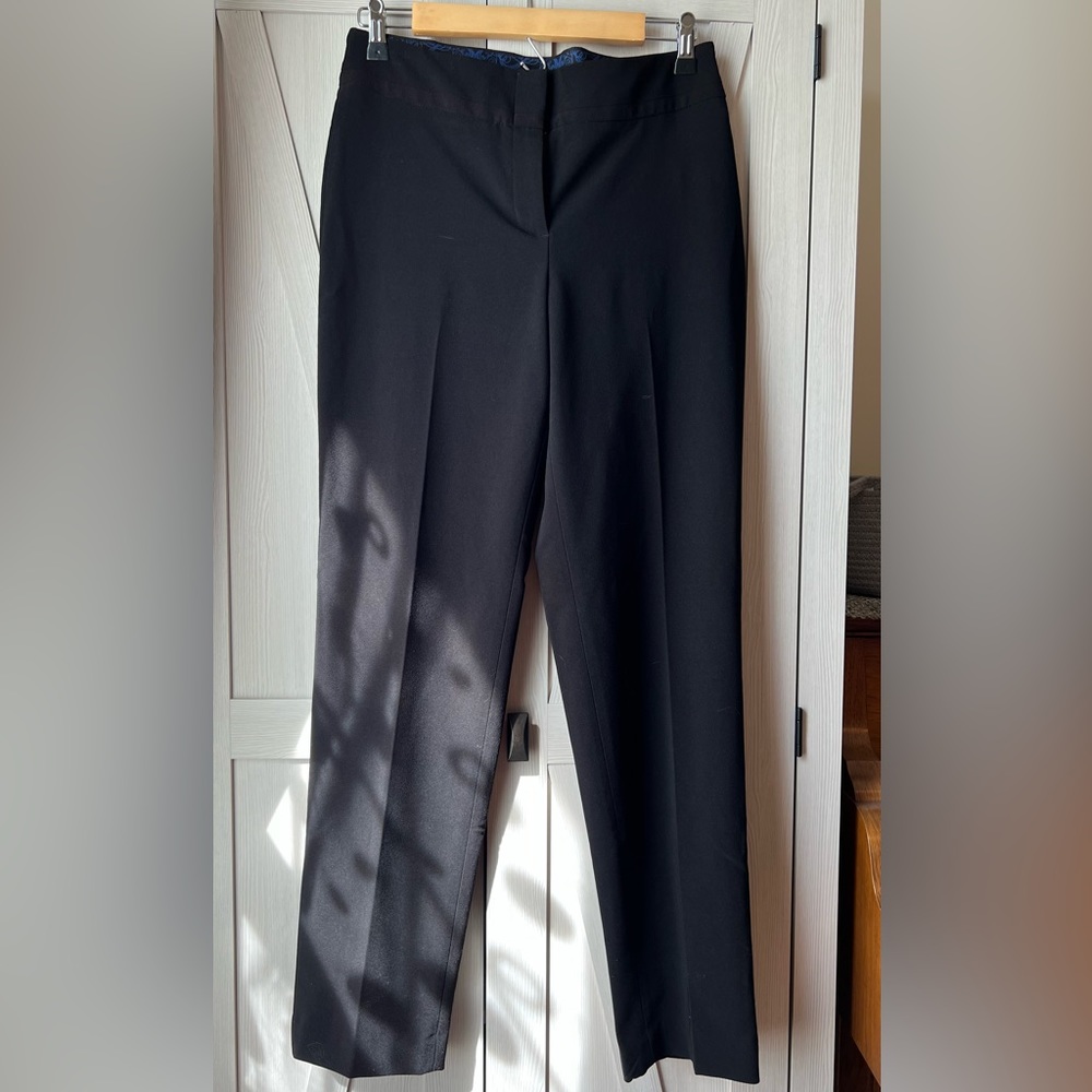 Belk- Peter Nygard Black Dress Pant, Flare leg, size 8, stretchy material